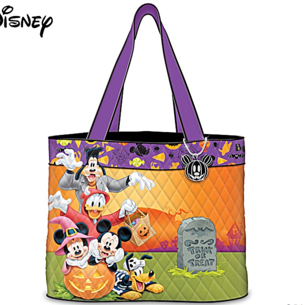 NEW Bradford Exchange Disney Mickey Mouse Seasonal Quilted Tote Bag